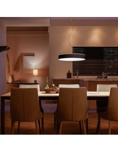 Lámpara techo LED inteligente Enrave negro 33,5W foto ambiente