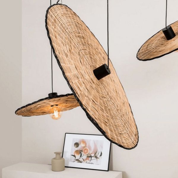 Suspension en forme de soucoupe noire et rotin Costas ø1000 Faro Barcelona 68590-70 Amb | LéonLeds