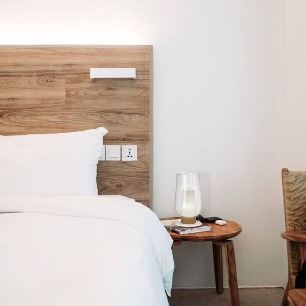 Lámpara de Sobremesa de cristal Nora el Champ 1 Luz E27 Ø18 cm - blanco/madera
