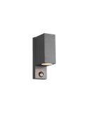 Aplique de pared LED cuadrado con sensor de movimiento Roya con 2 Luces IP44 ambiente con luz