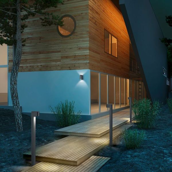 Baliza LED exterior pequeña sin sensor de movimiento Roya IP44 ambiente