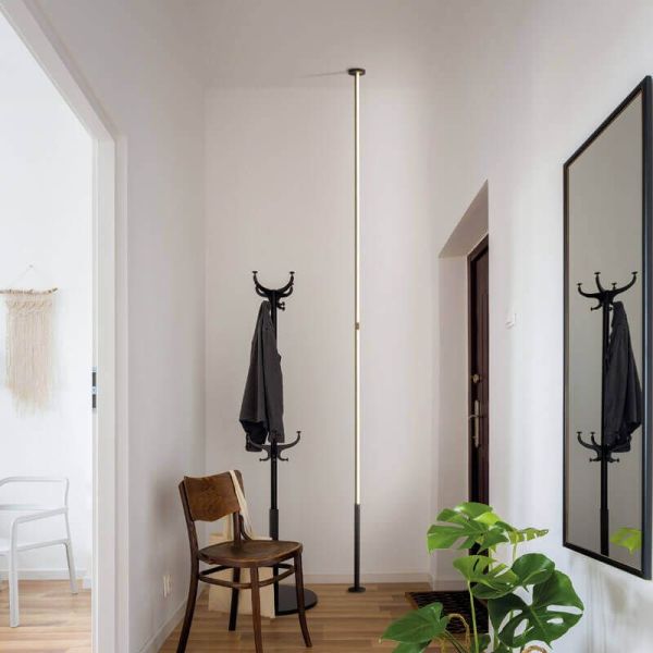 Lámpara de pie Vertical negro 7354 Mantra ambiente| LeonLeds