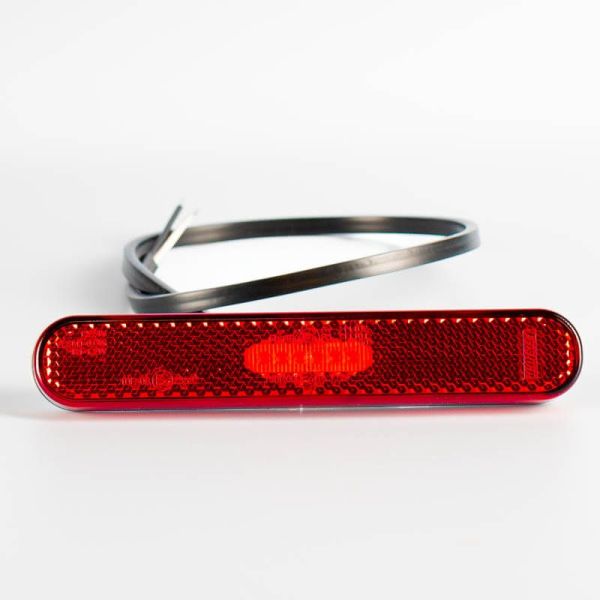 Barre LED de dégagement avec réflecteur adhésif FT-065 C Ruban LED Rouge A R1 SM1 et IA Fristom | LéonLeds