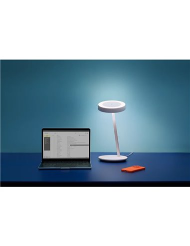 Flexo/Lámpara de escritorio inteligente y Aro de Luz PORTRAIT blanco 2200K-6500K+RGB