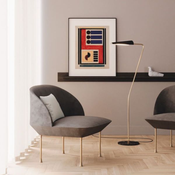 Candeeiro de pé LED BION ajustável em metal com acabamento dourado e mármore