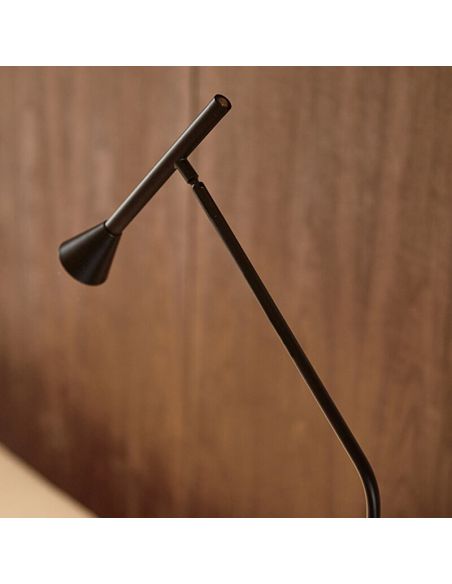 LYB Candeeiro de pé LED aço preto 5W 3000K detalhe da tela IP20