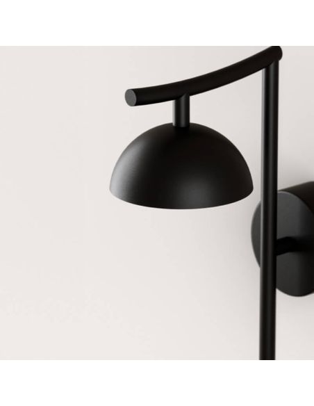 Aplique de pared LED TANA minimalista regulable, color negro detalle tulipa
