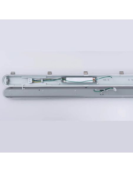 Pantalla Estanca LED 32W Reemplazo 2X36W 4.400Lm Gama Performance LedVance | LeonLeds