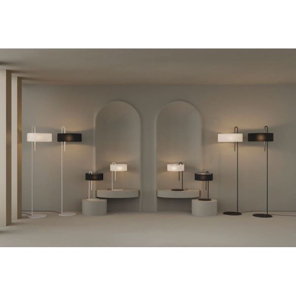 Candeeiro de pé CLIP branco texturizado com abajur preto, LED E27 15W, CL.II