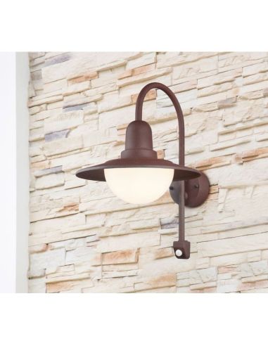 Applique extérieure NORMAN couleur rouille sur mur