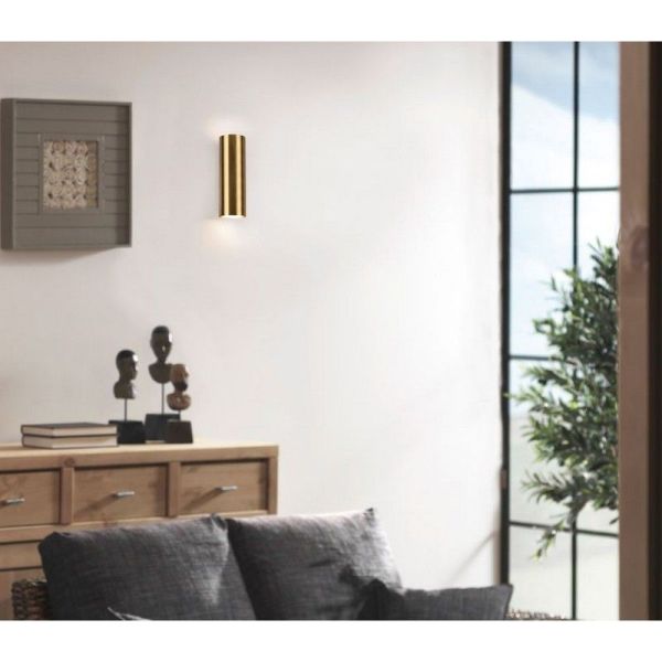 Aplique de pared MARLEY bronce viejo en una pared