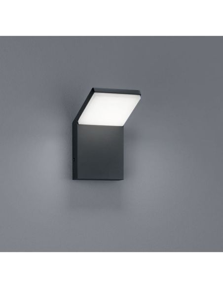 Aplique de pared LED PEARL en una pared