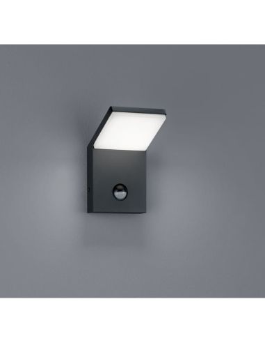 Aplique LED para exterior PEARL com sensor de movimento em uma parede