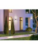 Aplique pared HOOSIC 2 luces arriba y abajo sensor movimiento en un jardín