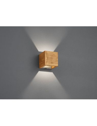 Aplique de pared LED BRAD función memoria, luz arriba y abajo detalle en una pared