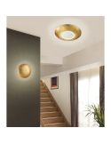 CHIROS Aplique circular LED com acabamento dourado 22cm 8W detalhe foto ambiente