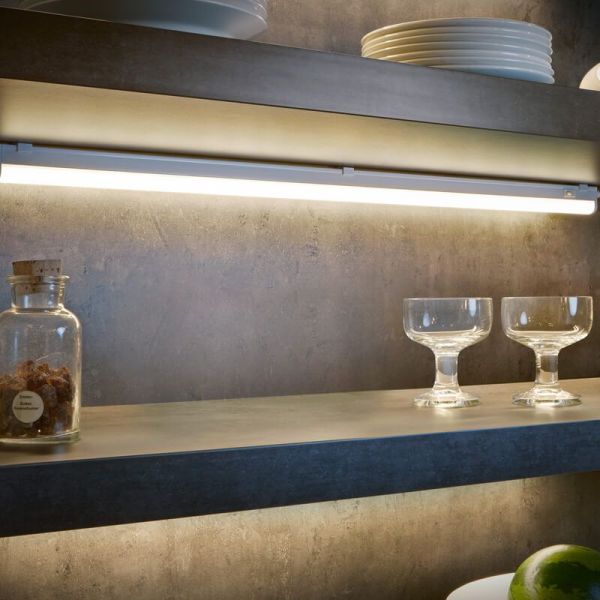 Applique murale avec éclairage LED pour meuble de cuisine RAMON 84cm | LéonLeds