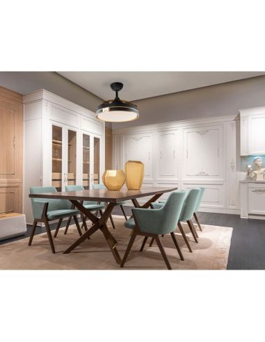 HERÓN lumière LED ventilateur de plafond dimmable fonction inverse noir mat dans un salon pales fermées