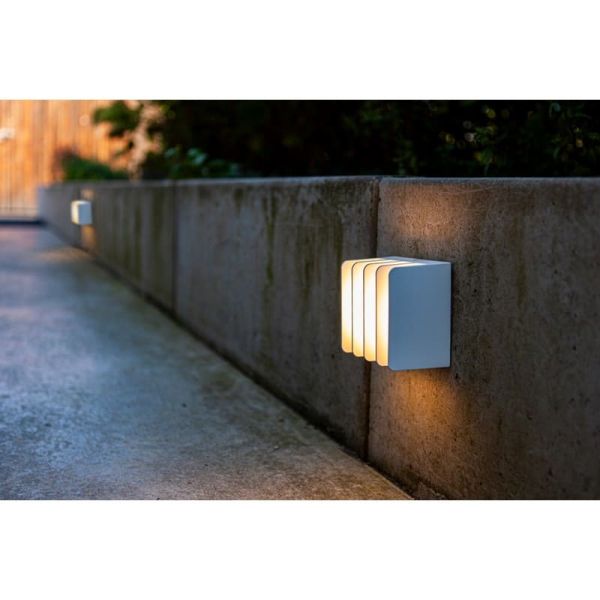 Aplique de exterior LED GRIDY con diseño de parrilla 14,5W 3000K