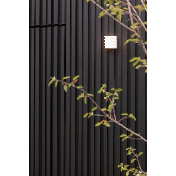 Aplique de exterior LED GRIDY con diseño de parrilla 14,5W 3000K