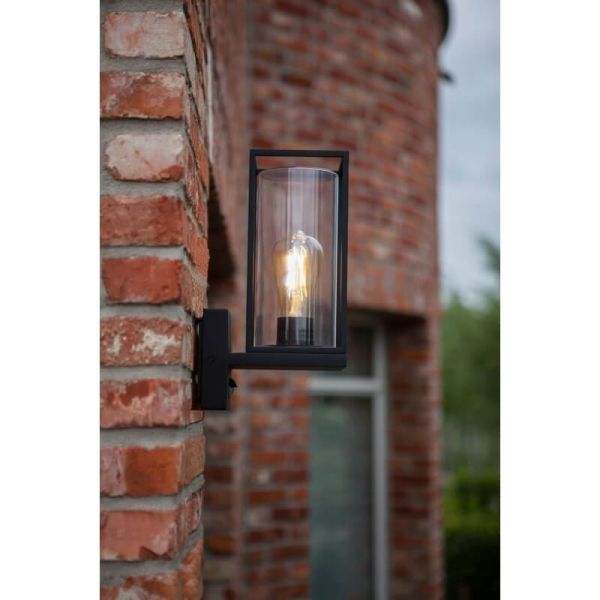 Farol de pared FLAIR con estilo rústico con y sin sensor de movimiento E27