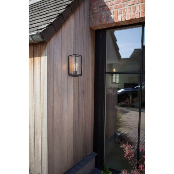 Farol de pared FLAIR con efecto madera para exterior E27