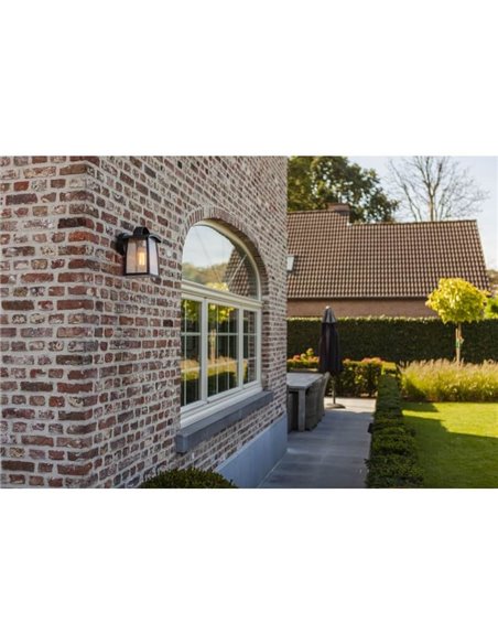 Aplique pared exterior KELSEY con agarradero y vidrio transparente o sólido E27