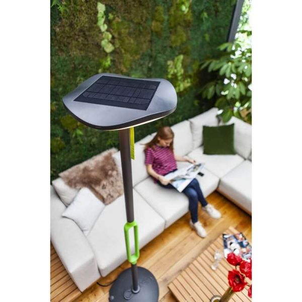 Lampadaire solaire amovible POPPY avec panneau solaire et détection PIR 3000K