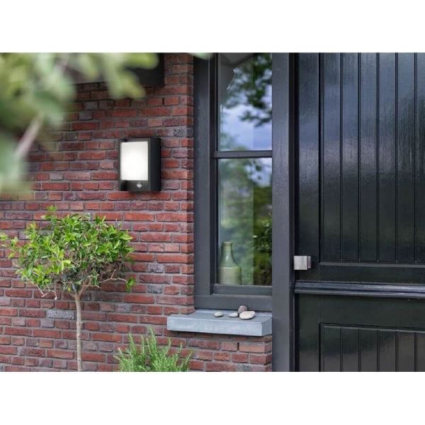Aplique exterior LED ARBOUR sensor movimiento IP44 4000K | LeonLeds