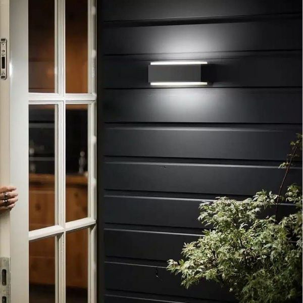 Aplique LED exterior STRATOSPHERE 3.8W Fría Ultra Eficiente | LeonLeds