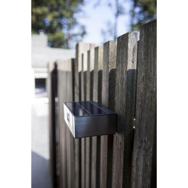 Aplique solar LED BRICK con sensor de movimiento con gran alcance, aceto inoxidable 4000K