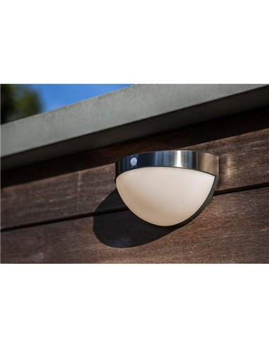 Aplique LED solar de media esfera BUBBLE de acero inoxidable con sensor de movimiento 4000K