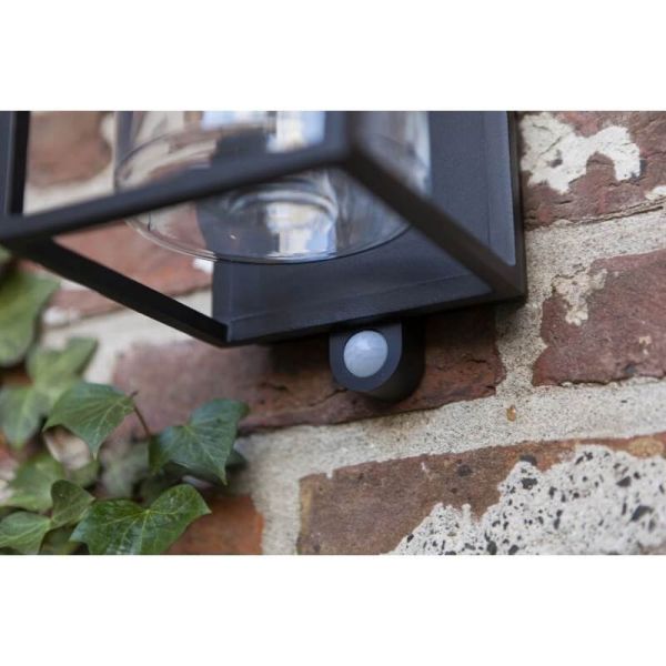 Aplique LED solar FLAIR con sensor de movimiento vaso transparente redondo con bombilla de filamento incluida E27