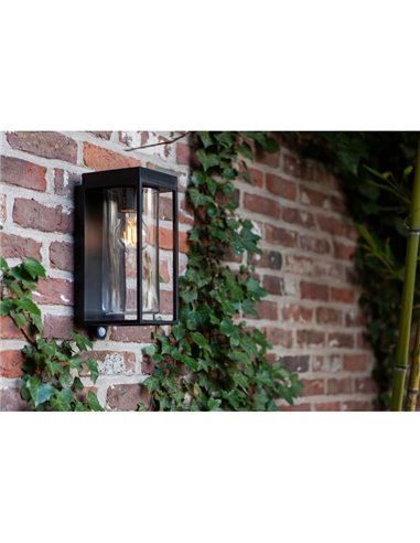 Aplique LED solar FLAIR con sensor de movimiento vaso transparente redondo con bombilla de filamento incluida E27