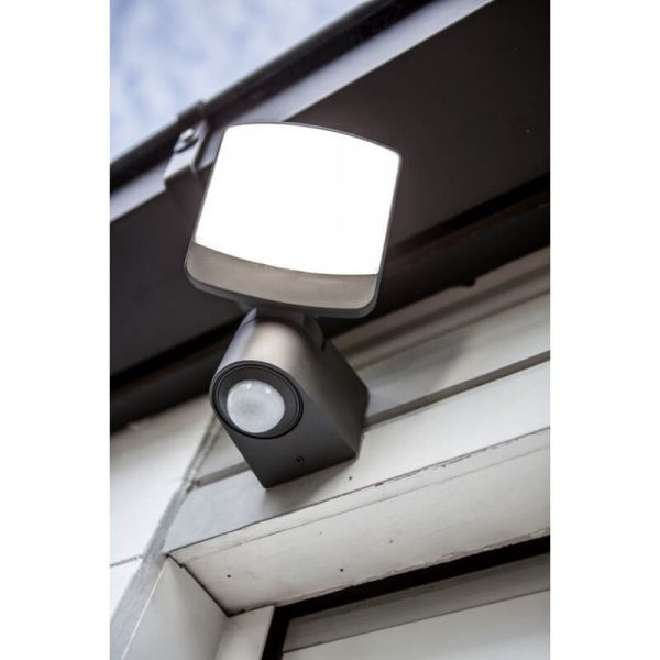 Proyector potente LED con cabezal orientable SUNSHINE con sensor de movimiento antracita PIR 5000K 12,5W/15,4W