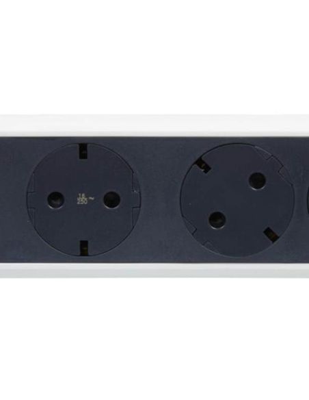 Base Multiple 3 tomas ransates fija y giratoria con 1,5Mts de Cable y Interruptor 2P+T, protegida sobretensiones Blanca y Negra