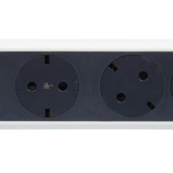 Base Multiple 4 tomas ransates fija y giratoria con 1,5Mts de Cable y Interruptor 2P+T, protegida sobretensiones Blanca y Negra