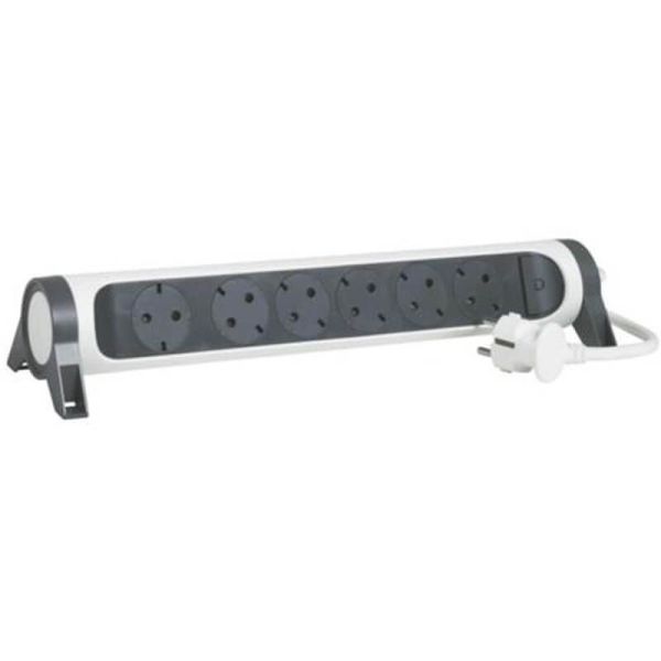 Regleta de Enchufes 6 tomas ransates fija y giratoria 1,5Mts Cable y Interruptor 2P+T Blanca y Negra 694529