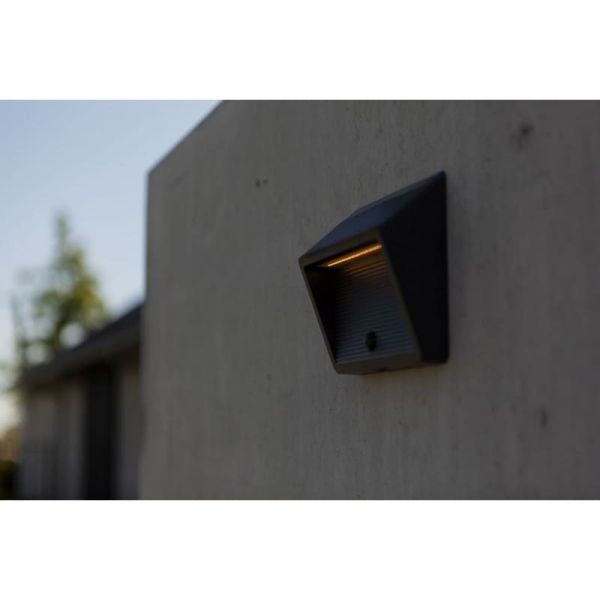 Aplique solar LINKO wall Light con sensor PIR y panel solar para iluminación ecológica 11,5W 3000K