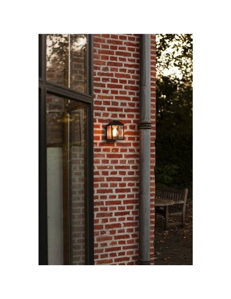 Lámpara de pared clásica SPIRE para exterior negro E27