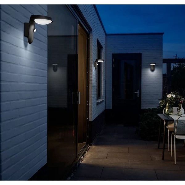 TYLA Applique Murale Solaire LED avec Capteur de Mouvement 4000K Solaire Ultra Efficace | LéonLeds