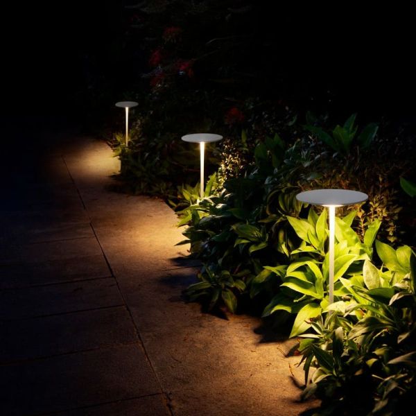 Balise LED d'extérieur YORU SPIKE 3W IP65 blanche ou noire en 2700K ou 3000K 400lm/410lm