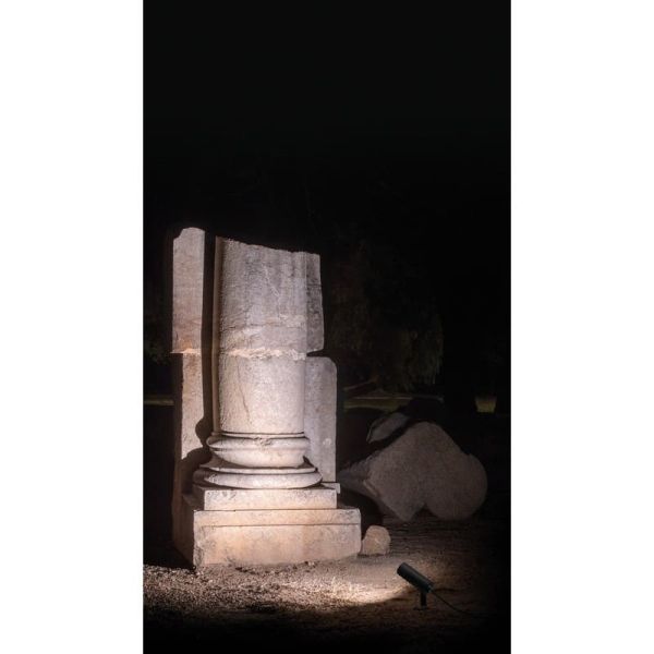 Projetor LED para exterior SKIP FLOOD, ângulo de feixe de 35º, 5,5 W IP65 cinza ou ferrugem em 2700 K ou 3000 K 620 lm/660 lm