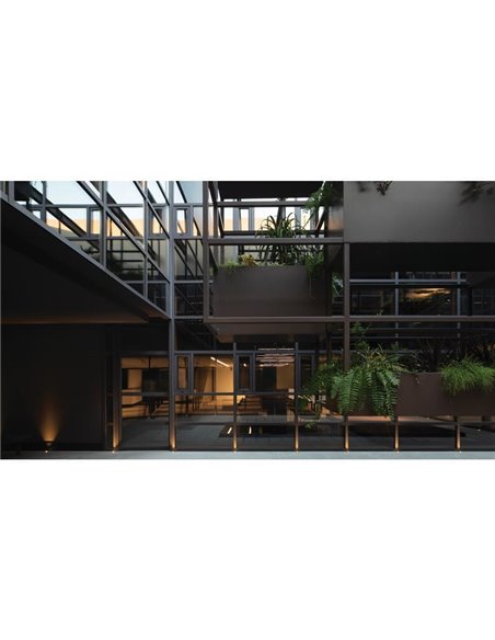 Spot encastrable au sol LED DARK 19º Noir pour éclairer et mettre en valeur n'importe quelle structure ou objet 2700K / 3000K / 