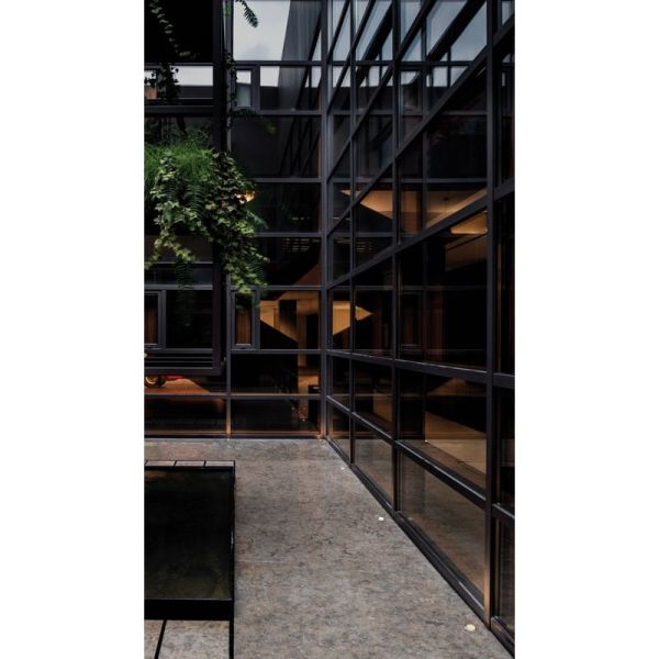 LED anti-reflexo embutido no piso DARK HONEYCOMB SPOT preto/aço 2700K / 3000K / 4000K