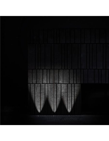 Foco Empotrable asimétrico LED de suelo DARK M ASYMM de 38º de haz de luz negro/acero de  2700K / 3000K / 4000K