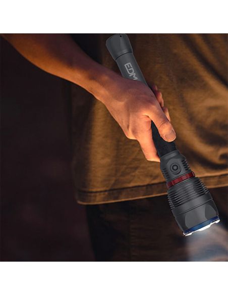 Lampe de poche LED rechargeable de 18 000 Lm – La plus puissante avec 20 heures d'autonomie | LéonLeds