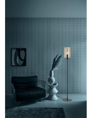 Sala de Estar com Candeeiro de Pé POLVERARA em Aço Preto e Vidro Âmbar - Moderna e Elegante para Sala de Estar, Quarto e Sala de