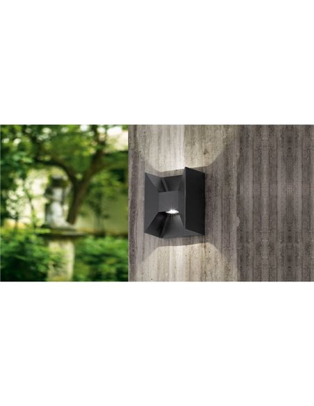 Aplique de Pared LED Cuadrado Luz Arriba y Abajo MORINO negro, 2x2,5W 3000K IP44