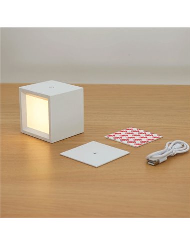 Aplique de parede sem fio BOX 8 com acessório de parede magnético, fácil de instalar branco